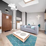 Tobaco Park Deluxe Apartment